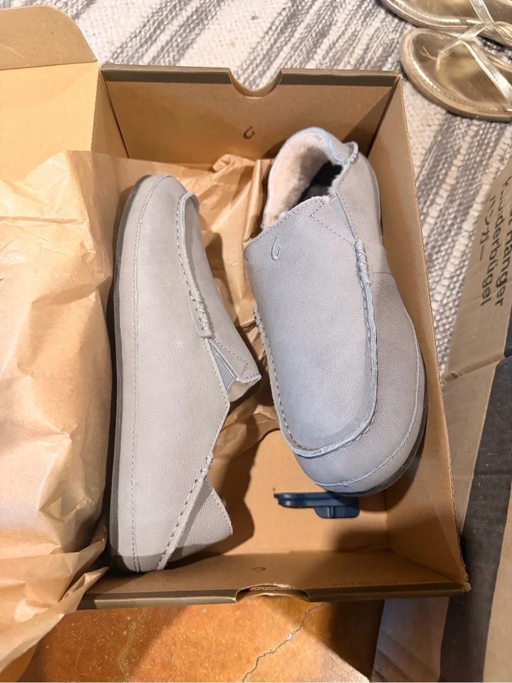 OluKai Moloa Men's Slip-On Loafer in Light Gray with Shearling